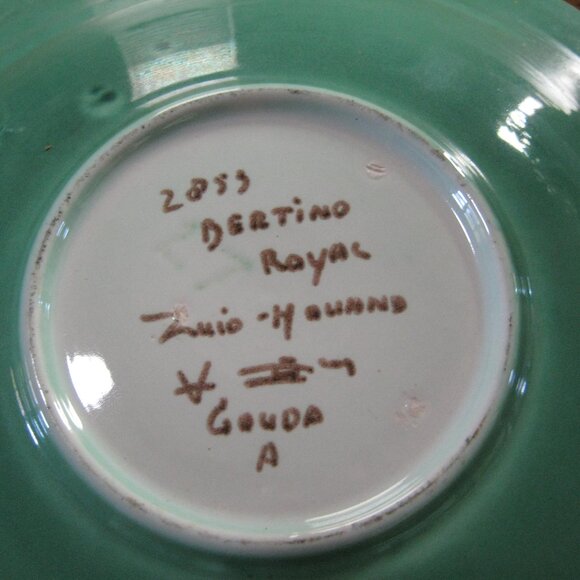 Signed Zuid Holland from Gouda Shallow Bowl 10". - Picture 3 of 3